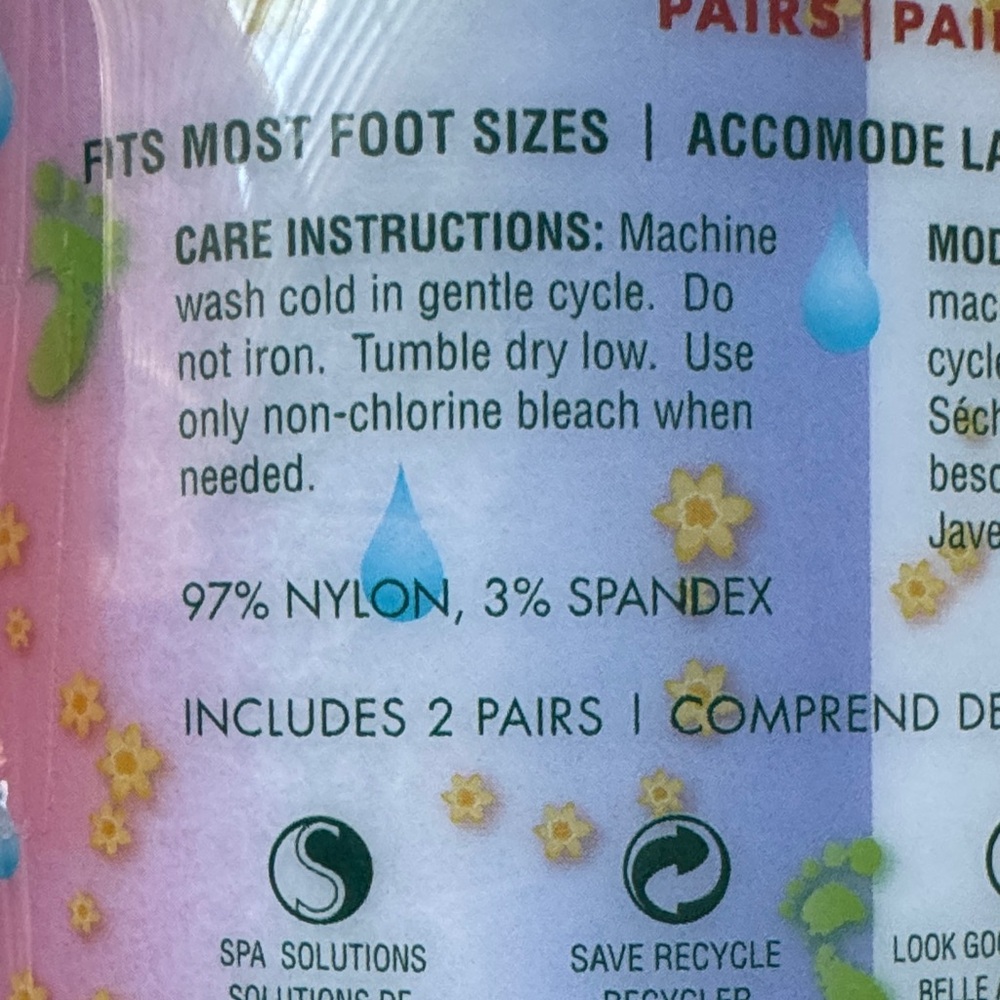 Earth Therapeutics Aloe Socks (Pack of 2) - Picture 10 of 12